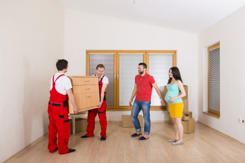 Transport help for flats and homes near Shacklewell
