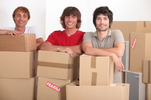 Local movers planning a residential move in Shacklewell