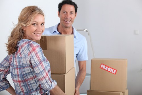 Local moving help for flats and small homes in Shacklewell